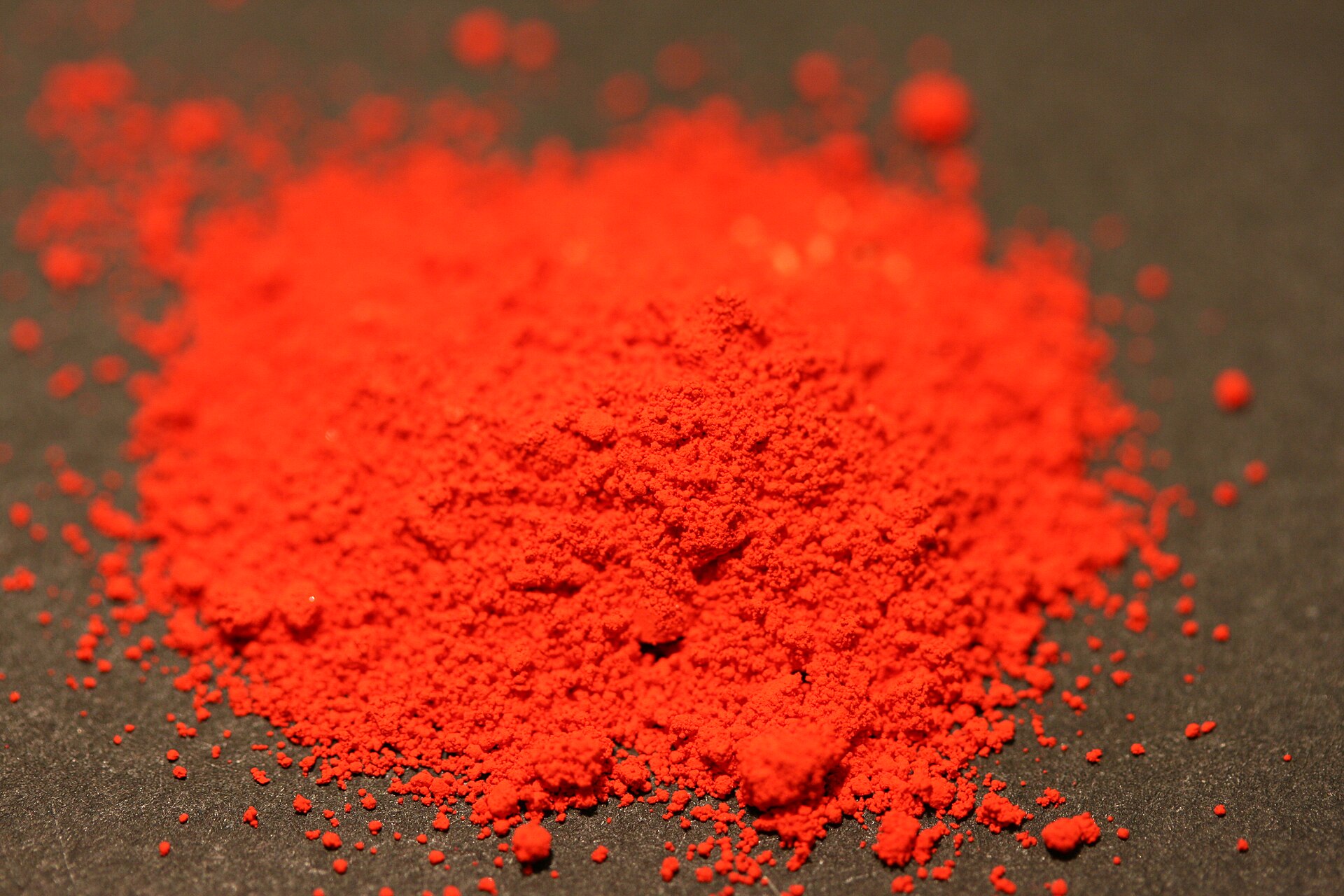 Cadmium red pigment — M. Almbauer